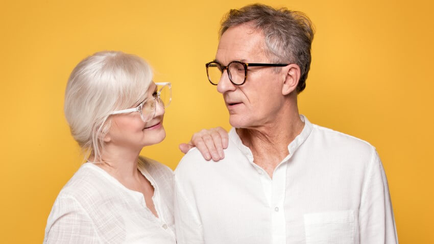 Best Senior Dating Sites For Over 60 In 2023 • Datingroo USA