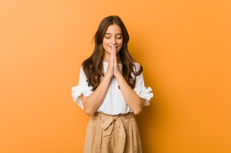 woman praying